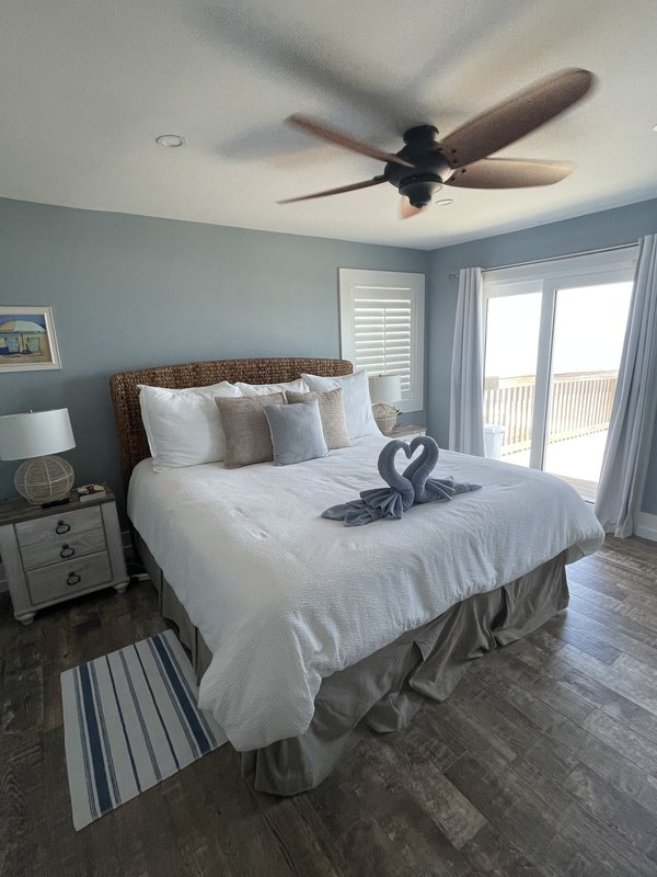 Stylish guest interior details